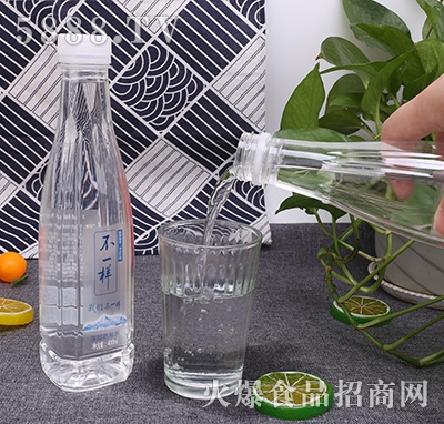 �����҂���һ����ӎrȪˮ400ml