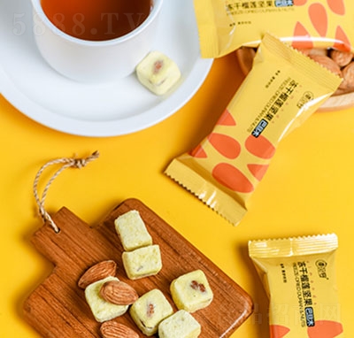 ����֮��ɏ��(ji��n)�����͵�ľ��