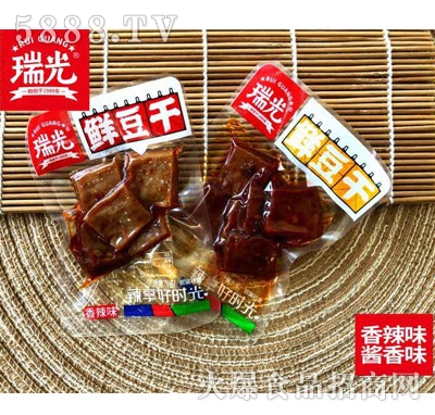 ����r����