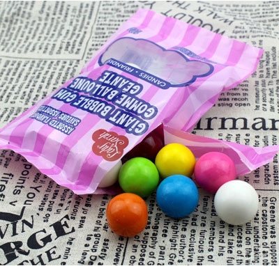 ͬ����ɫ����������