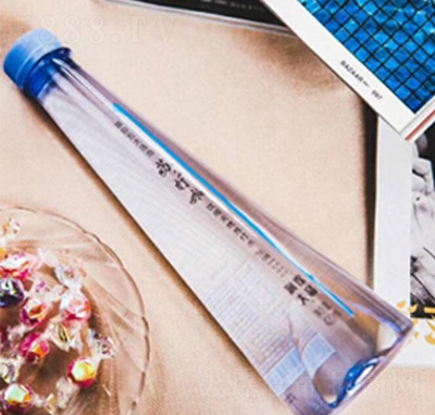 �����ƷɽȪ�����Ȼ�K��ˮ420ml