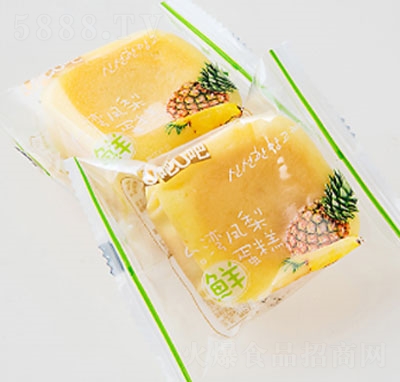 U��U���_���P���r����