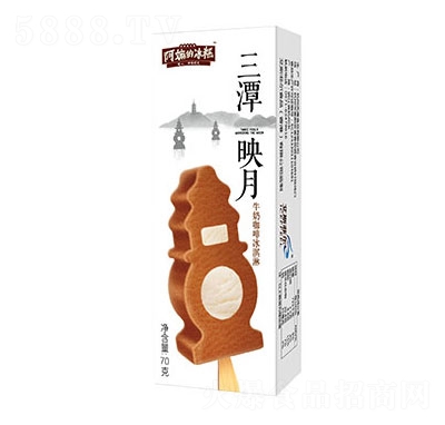 ���ߵı�����̶ӳ��ѩ��