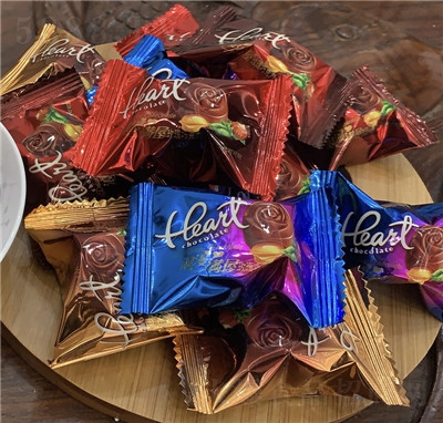 ����ɢ�b�S��ֱ�N�����M�ݴ��ɿ�֬���c(di��n)����ǹ�