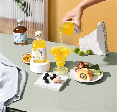 ����ʮ�˾W(w��ng)�t����Ůʿ�Ɨ�÷������ˮ��ζ�������