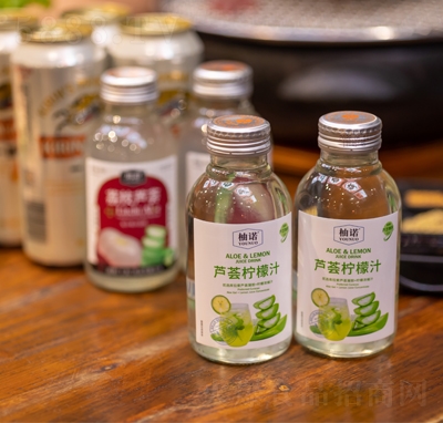 ���Z�J�C����֭��(f��)�Ϲ�֭�W(w��ng)�t��֭���̴���300ml