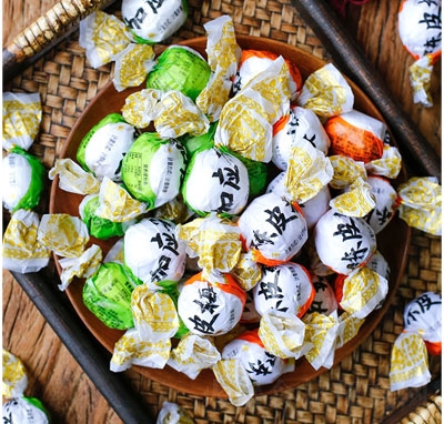 �M��Ƥ÷���e�������T