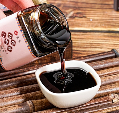 �t(y��)ζɽ������300�˼�ʳ�Ǹ��_�Ʒ�ֹ�����