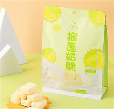 ��ʳ����ɏ�̴���b���e��ʳ