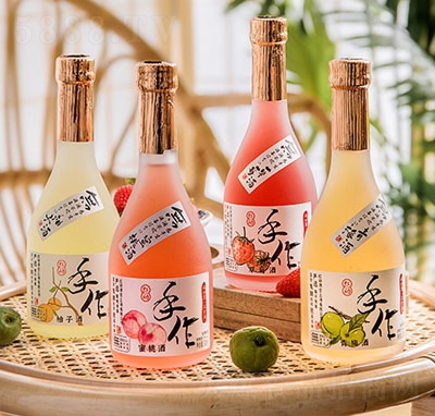 �t��(d��ng)�������ƾ�΢������ϵ������