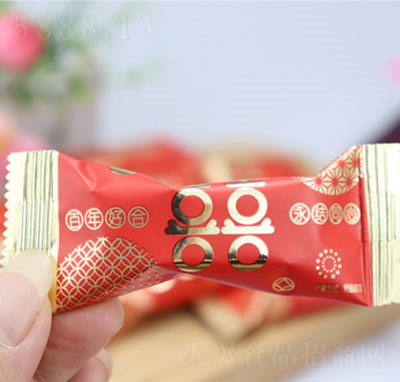 �����������ϲ�����e�ǹ�