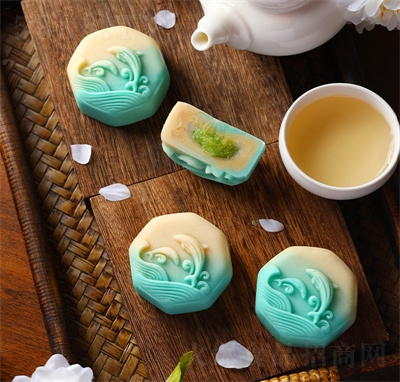 ���ϴ���ʽ���cѩ�����r���������YƷ���eʳƷ�{ɫ