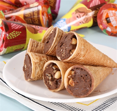 鼎輝巧克力脆筒蛋筒夾心冰淇淋代可可脂甜筒星球杯華夫卷零食食品