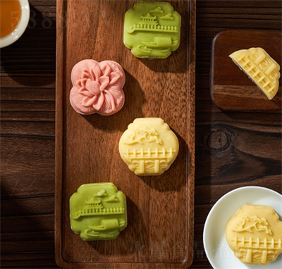 �ӻ������y(t��ng)��ʽ�ֹ����c(di��n)ѩ������G����