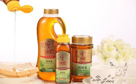 �����@����