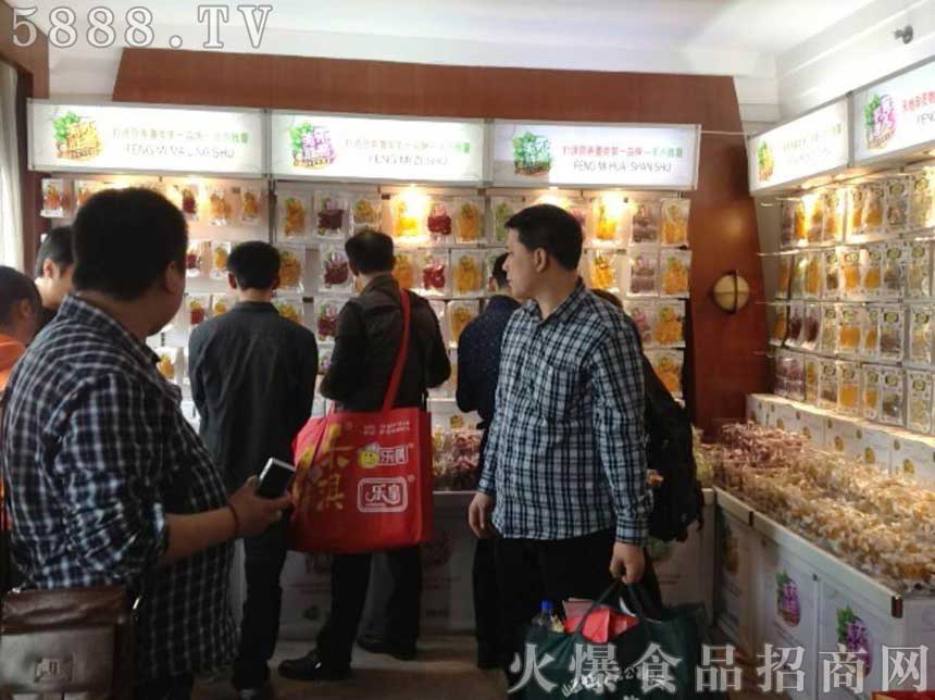 ��(j��ng)�N(xi��o)�̅��^