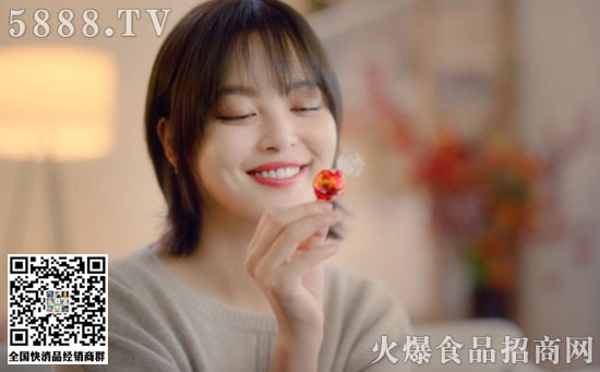 辛芷蕾獨(dú)享LINDOR瑞士蓮軟心巧克力所帶來的融情時(shí)刻 辛芷蕾獨(dú)享LINDOR瑞士蓮軟心巧克力所帶來的融情時(shí)刻