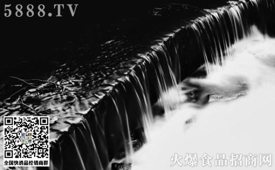     ˮԴ����ƿ�bˮ�ĸ�(j��ng)��(zh��ng)����֮һ��     ������