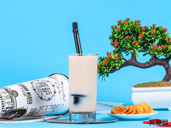 香碳乳大杯仙草奶茶 香碳乳大杯仙草奶茶