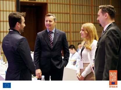 δ��(bi��o)�}-8