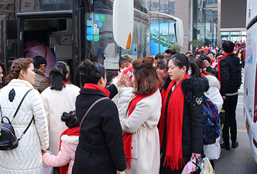 ��10�������𱬼����������(du��)��܇(ch��)���@����һ������