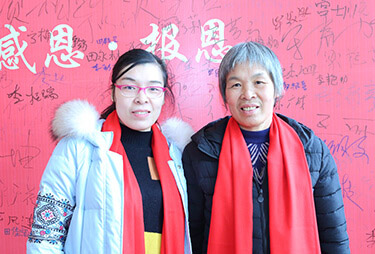 ��������L(zh��ng)��ĸ�������²�����(j��ng)���cĸ�H��Ӱ��