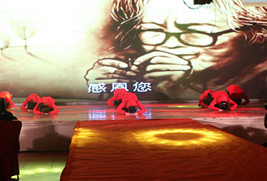 ֪�����ж�����(b��o)�������Z(y��)������D�����o�҂����\(ch��ng)����ĸЄ�(d��ng)��